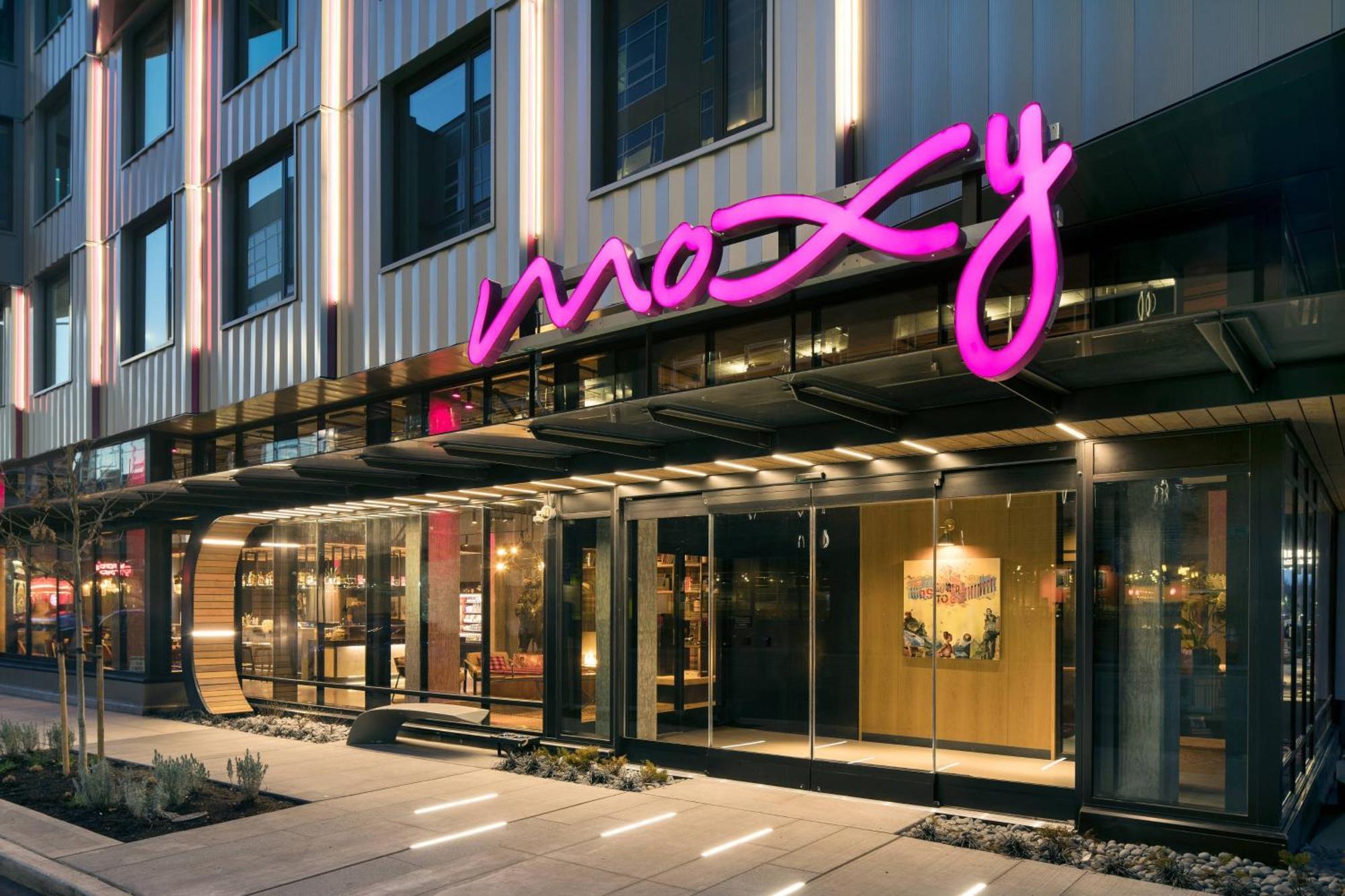 Moxy Seattle Downtown Hotel Exterior photo